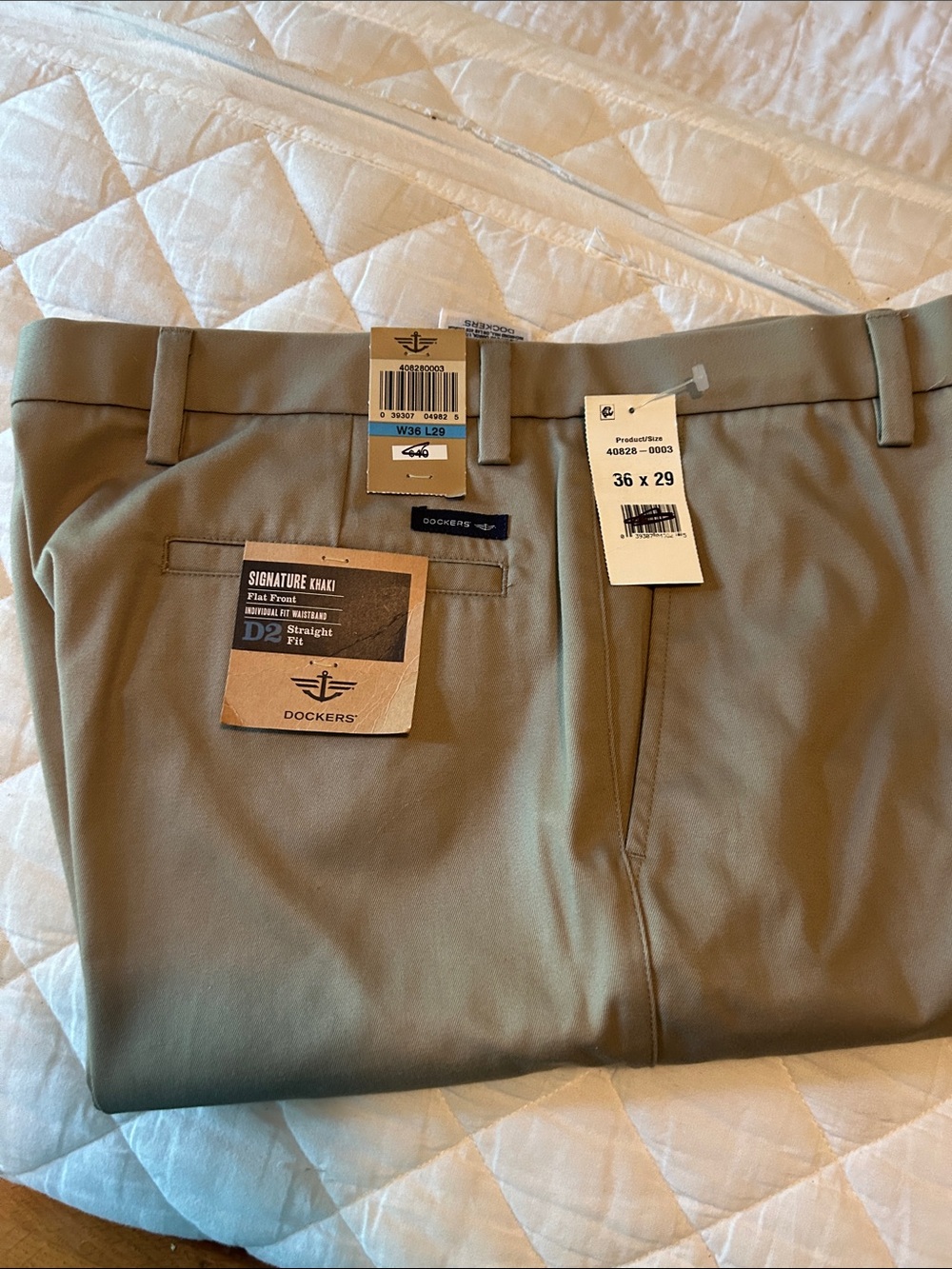 Dockers Men's Chinos - Light Tan Straight Fit